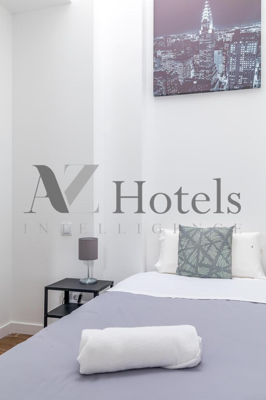 Ayz Luis Cabrera-auto Check-in Hotel Madri